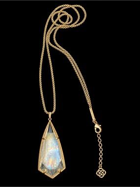 KENDRA SCOTT Carole Kite-Shaped Pendant Necklace Rose Gold Mother of Pearl